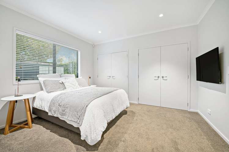 19 Waiarohia Place Hobsonville_11