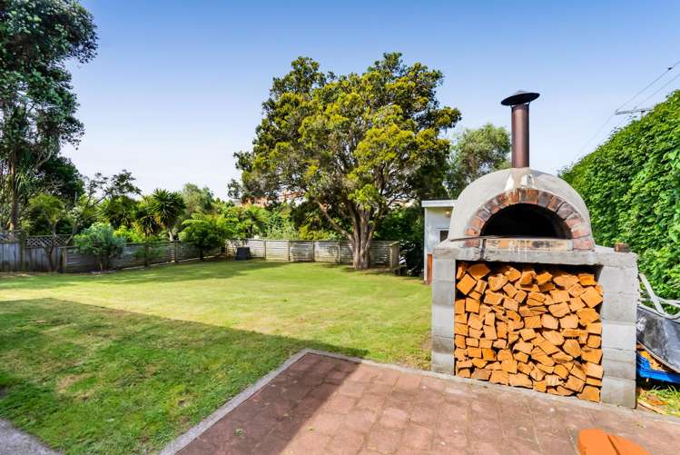 117 Seaview Road Westown_14