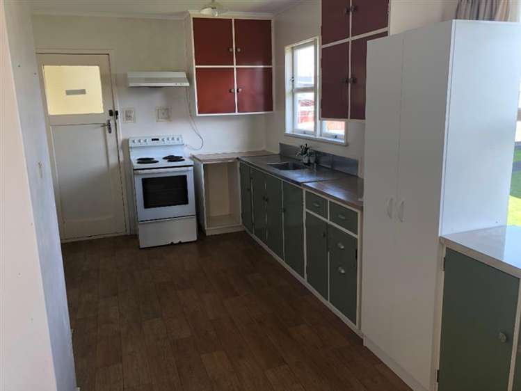 6 Dewe Avenue Feilding_1