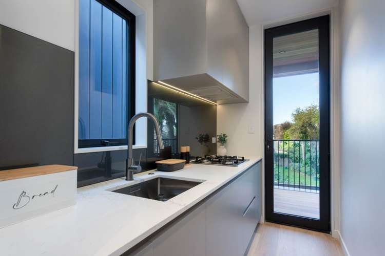 12b Kowhai Road Campbells Bay_12