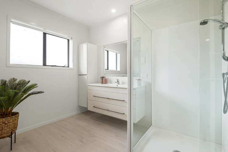 1/27 Knightsbridge Drive Forrest Hill_18