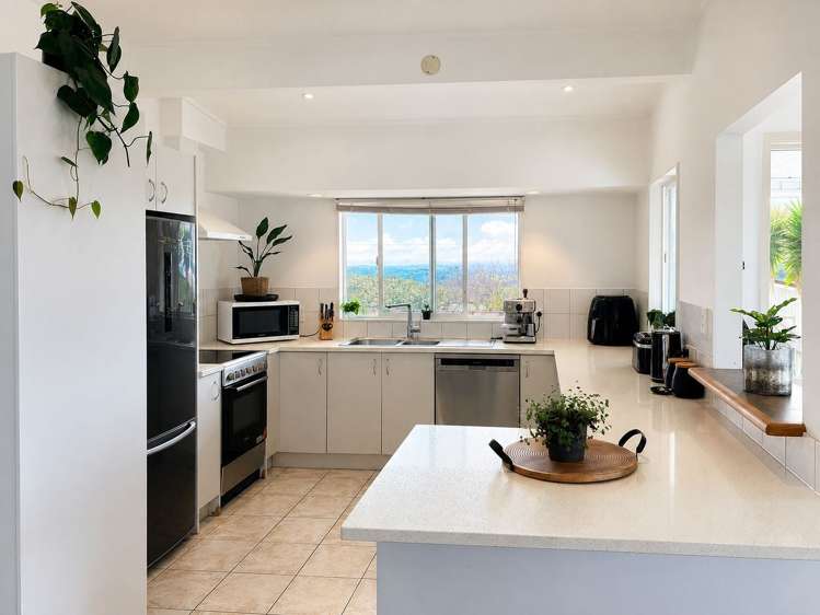 467 Whangaparaoa Road Stanmore Bay_14