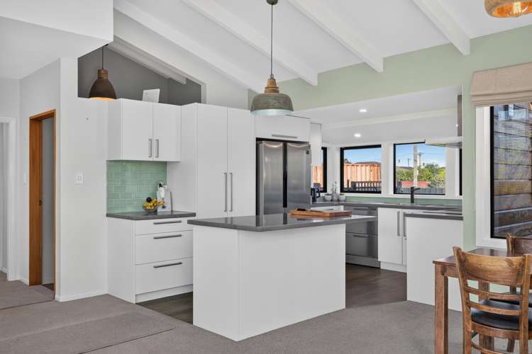 114 Rocking Horse Road Southshore_7