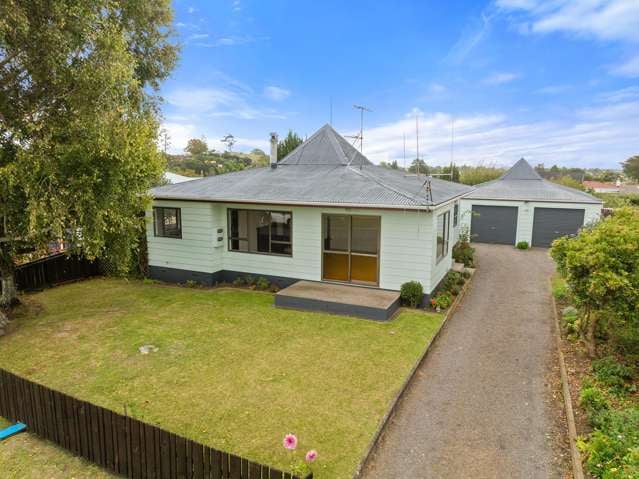 FAMILY HOME IN QUIET CUL-DE-SAC