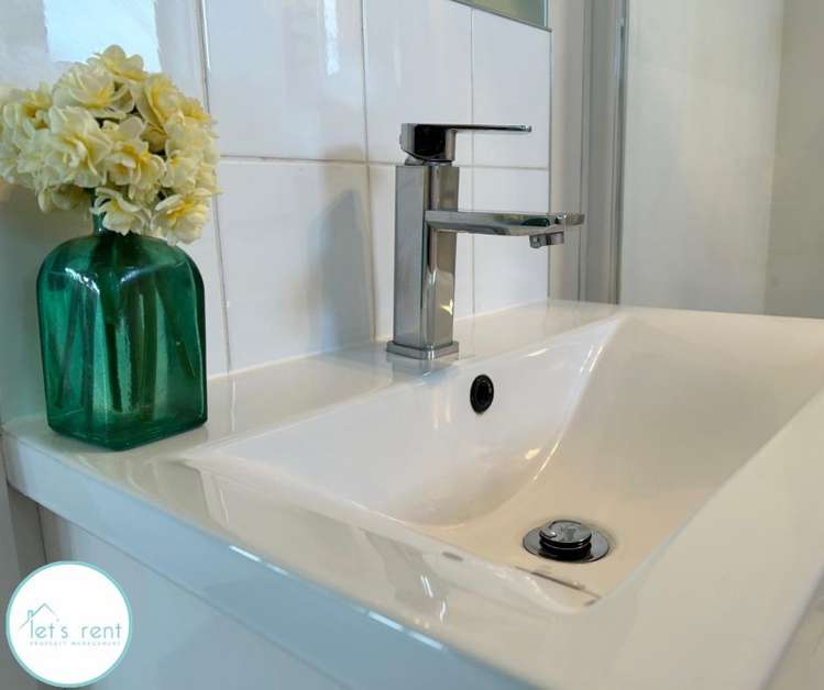 A/6 Atkinson Avenue 10695_12