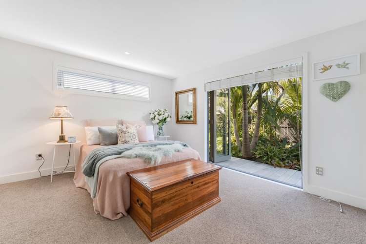 8 The Parade Bucklands Beach_17