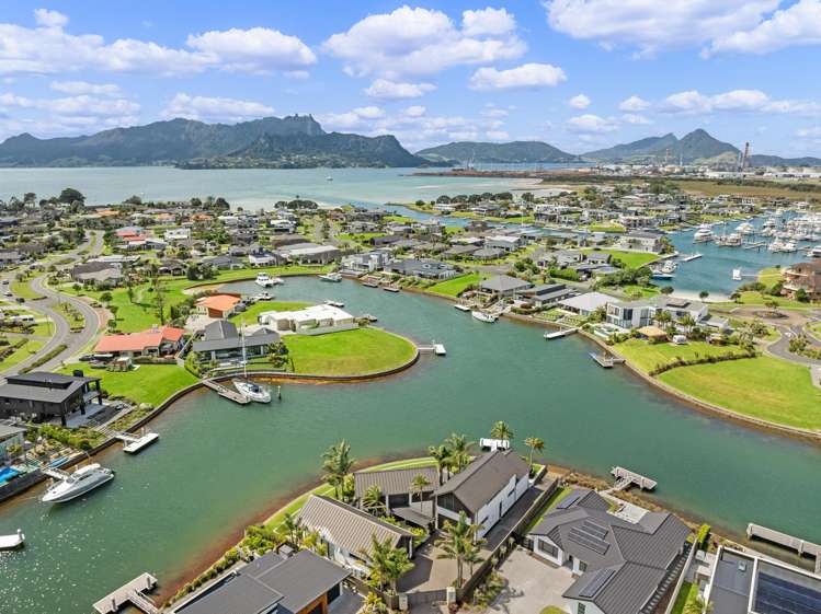 3 Kuaka Grove One Tree Point_34