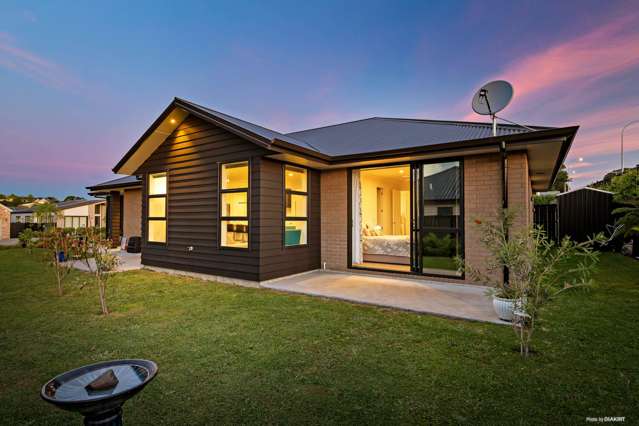 PRICED TO SELL - EXCEPTIONAL VALUE HERE!