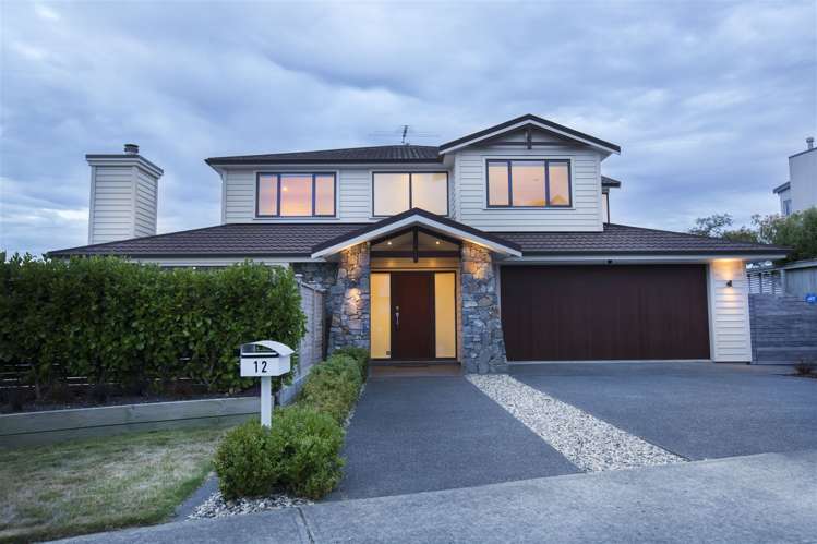 12 Aoraki Rise Aotea_23