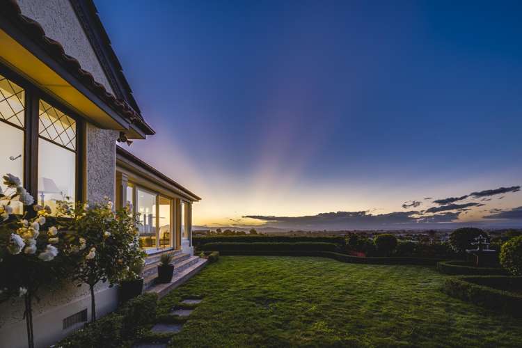 44 Busby Hill Havelock North_28