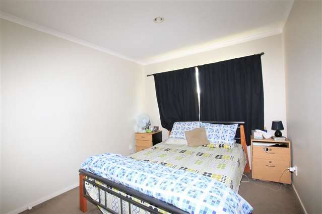 36 Norm Pellow Drive Manurewa_4