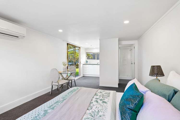 115 Vodanovich Road Te Atatu South_16