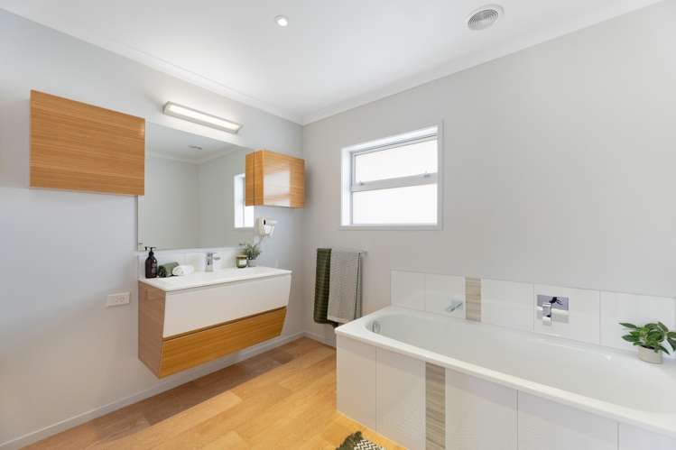 6 Acacia Place Matua_21