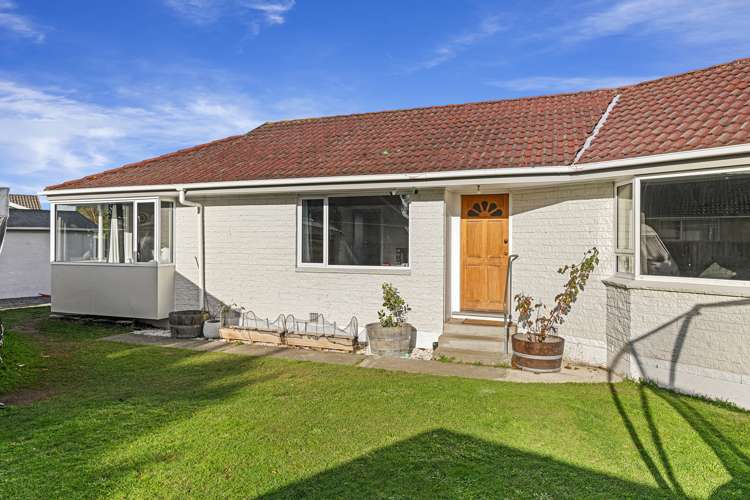 9 Fir Tree Lane Aranui_0