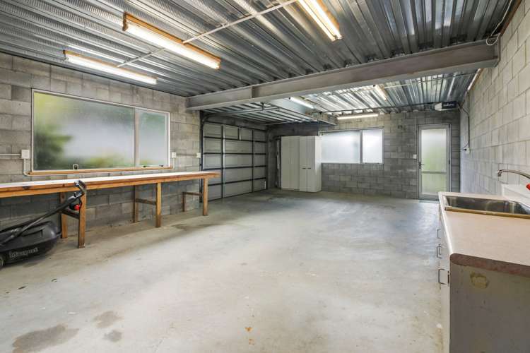 30 Lynbrooke Avenue Blockhouse Bay_23