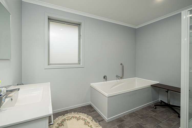 101 Richards Beach Road Cromwell_10