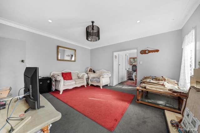 305 Massey Road Mangere East_4