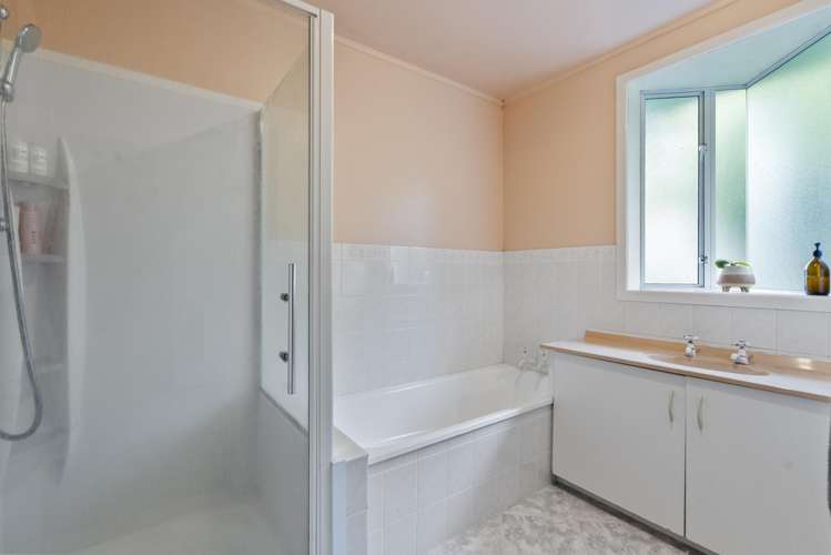 10 Whitby Place Westown_17