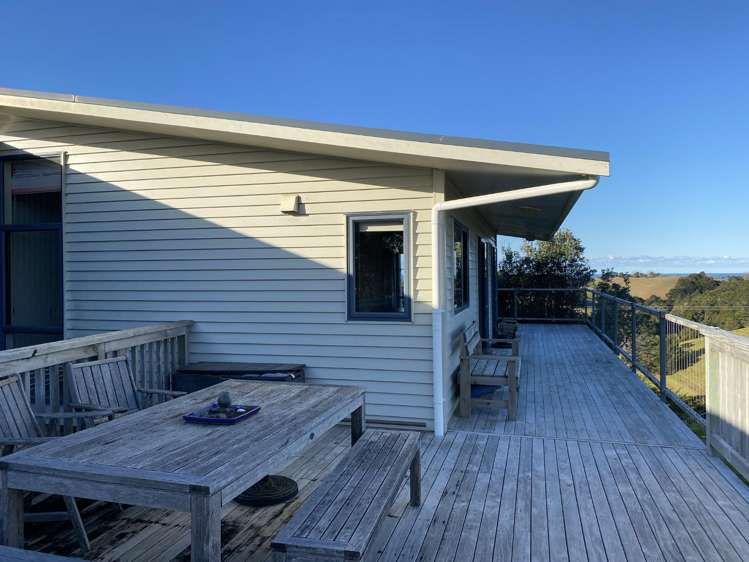 56 Walu Lane Matapouri_11