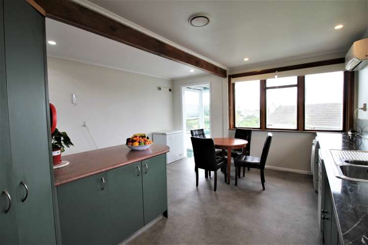 2 Ngahue Crescent Elsdon_12