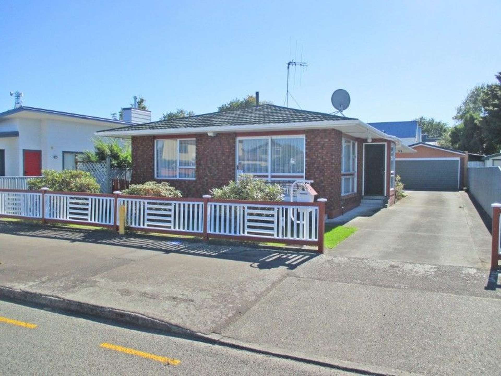 25 Dahlia Street Palmerston North Central_0