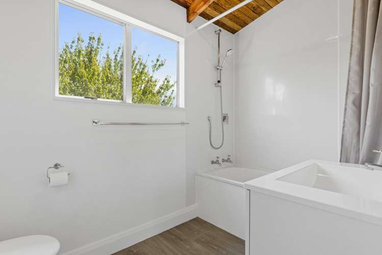 2/230 Rifle Range Road Tauhara_12