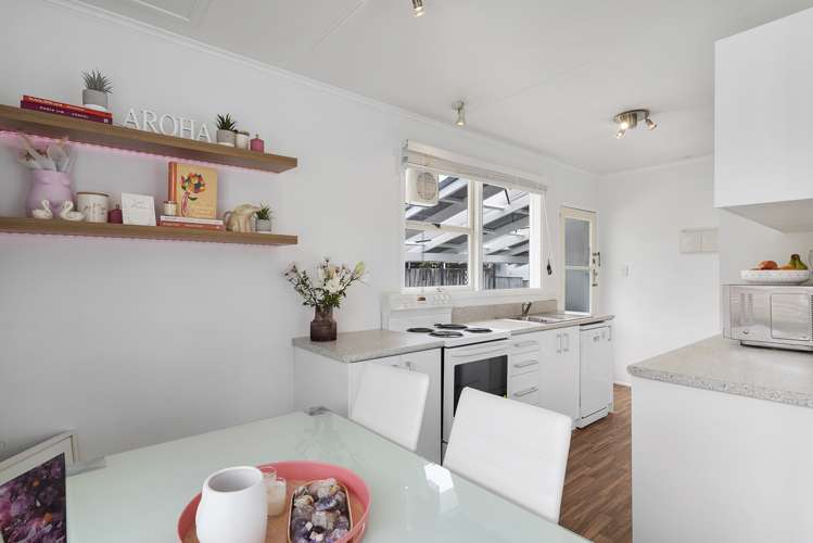 1/7 Chivalry Road Glenfield_5