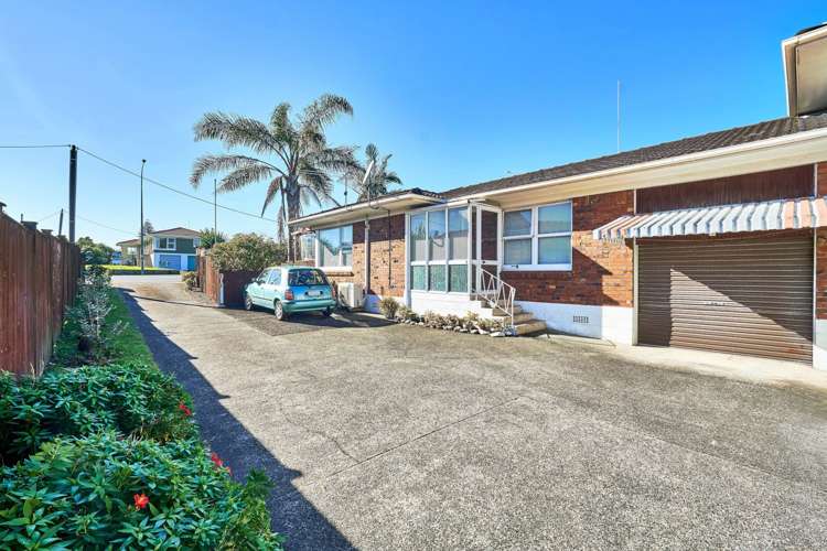 1/60 Taharoto Road Takapuna_0