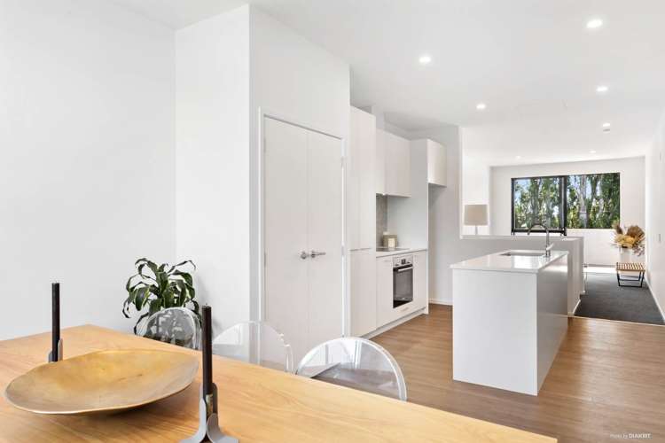 12/2 Tahuhu Road Mount Wellington_4