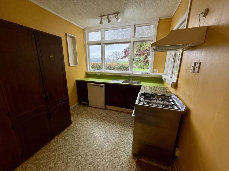 112 Hall Road_3