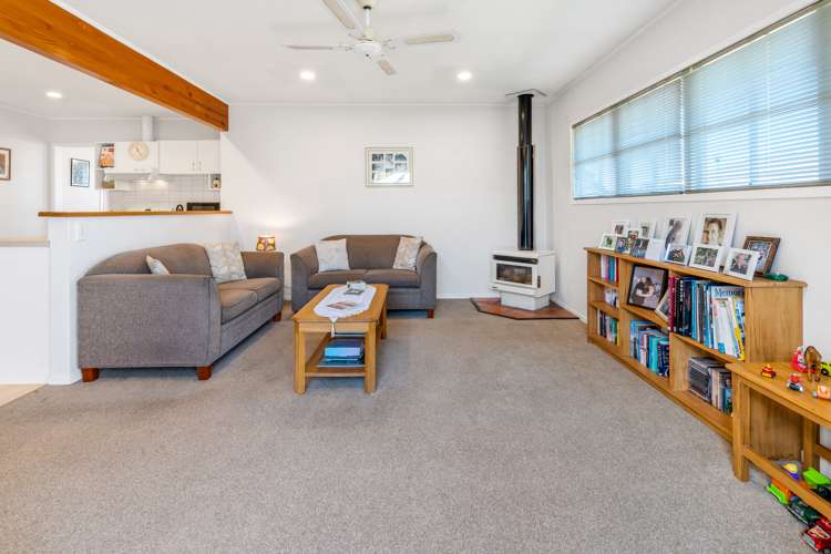 5 Rene Place Sunnyhills_13
