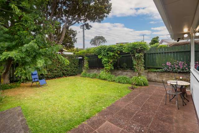 18 Amandale Avenue Mount Albert_1