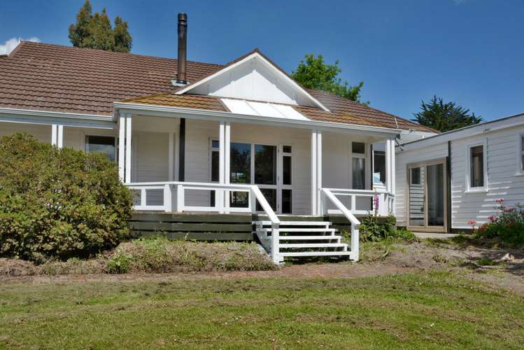 23 Back Road Milton_17