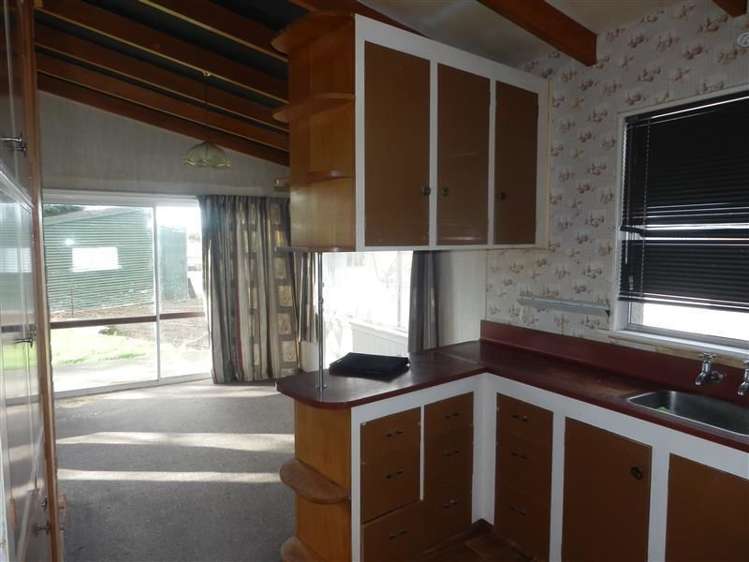 40 Mccaughan Street Winton Surrounds_6