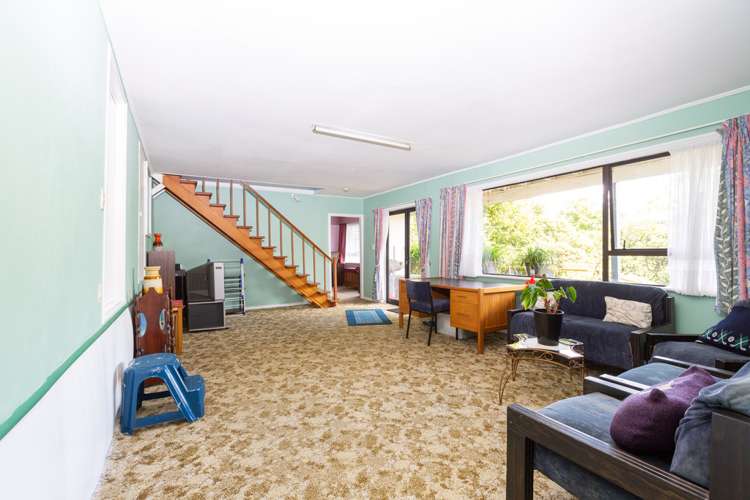 186 The Ridgeway Stoke_13