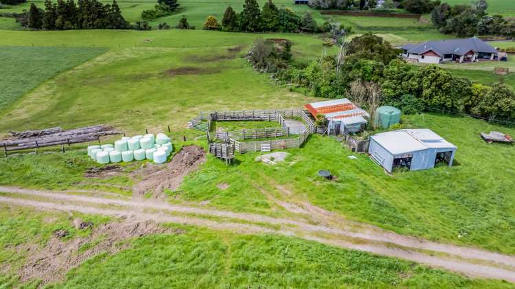 165 Oxford Road Okato_21