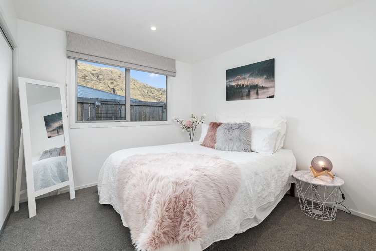 20 Myles Way Lower Shotover_13