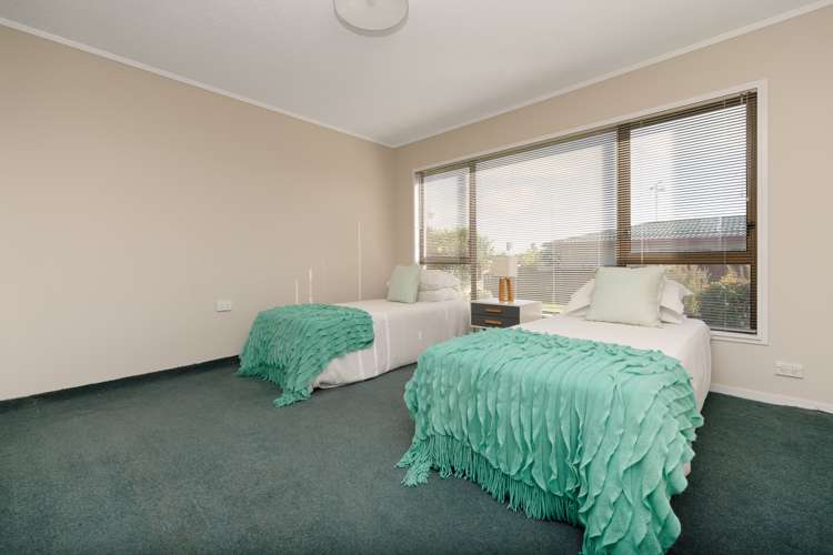 5 Matua Road Matua_13