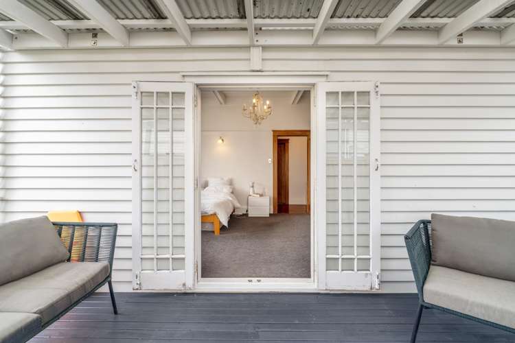 275 Mount Albert Road_5