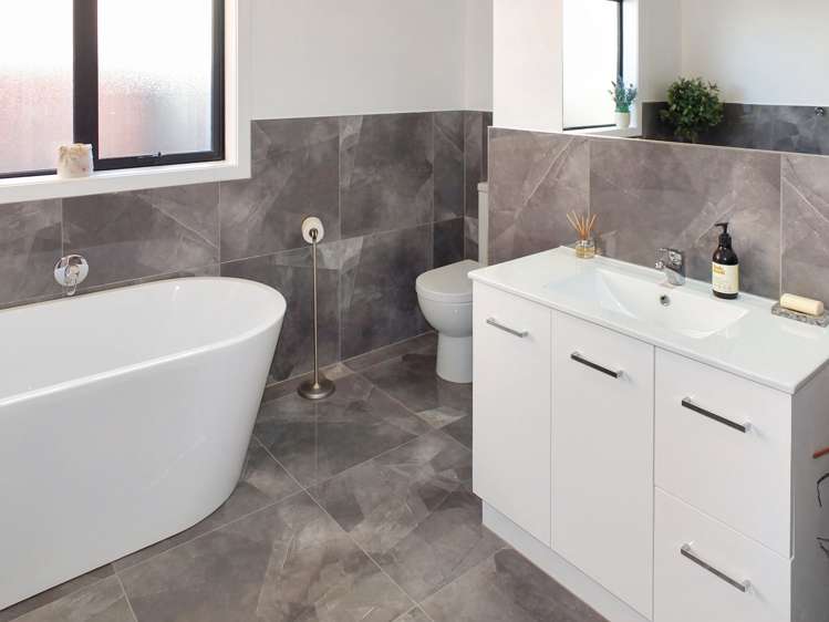 17 Oxnam Place Foxton Beach_25