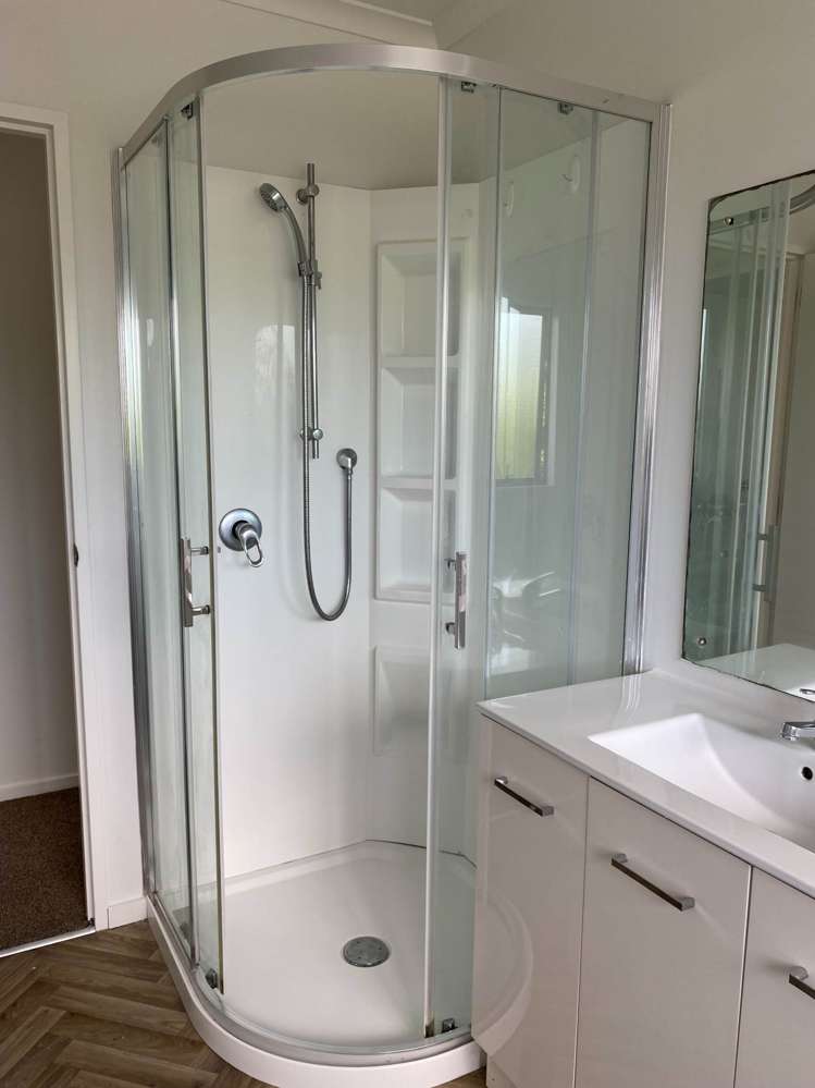 6/4 Charlenne Close Ranui_18