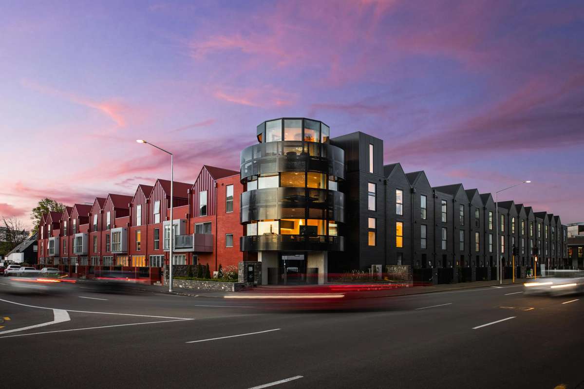 1/33 Kilmore Street_0