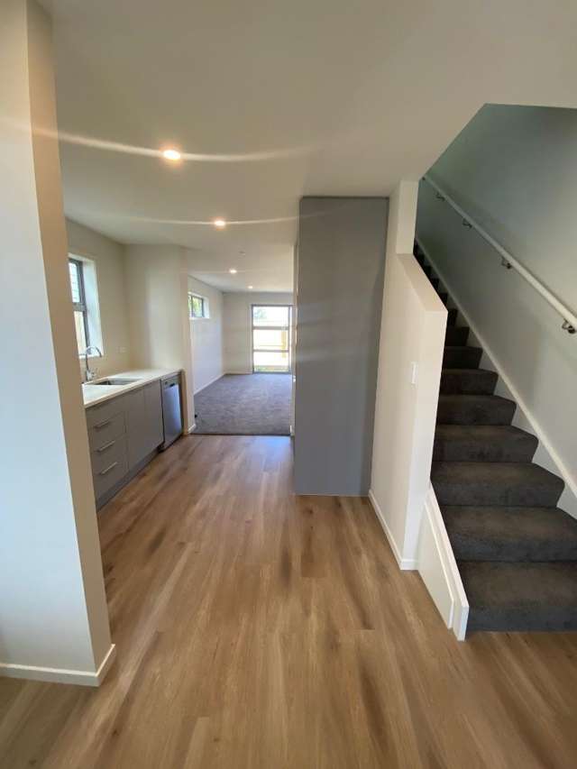  31 Mcgrath Way Taitā_1