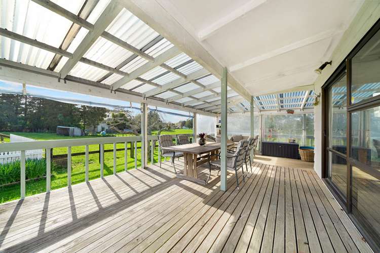 182 Boord Crescent Kumeu_16