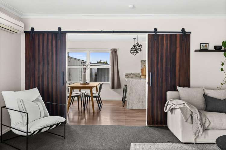 218 Sunnybank Crescent Camberley_9