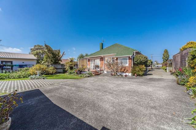 259 Meola Road Pt Chevalier_2