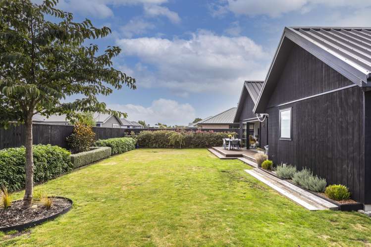 588 Birchs Road Lincoln_21
