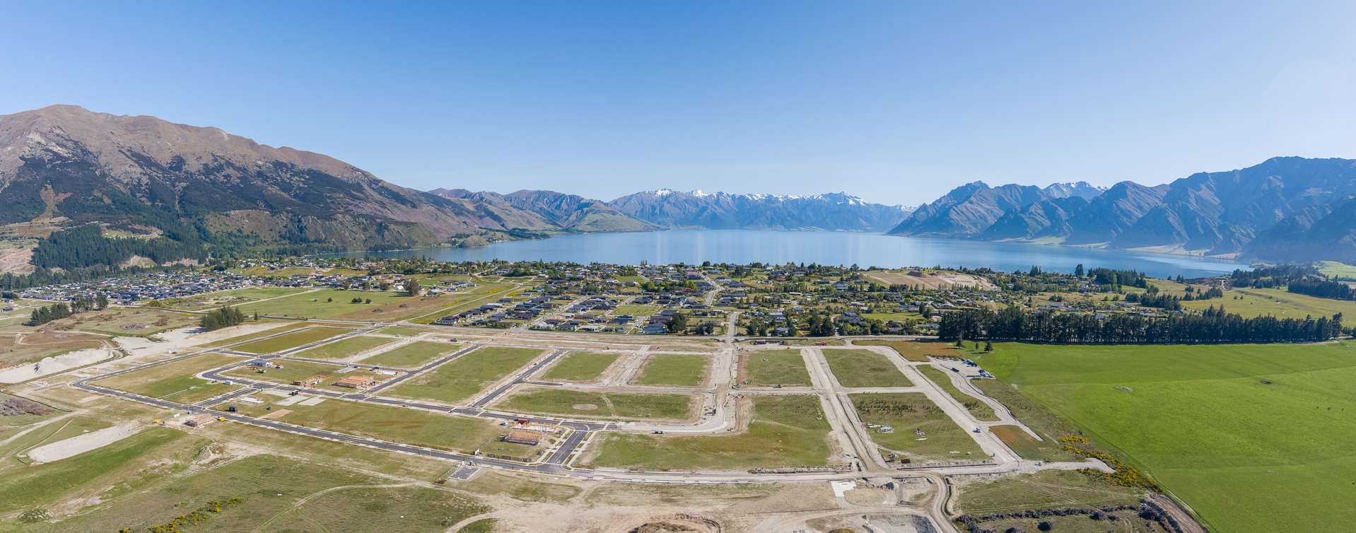 . Longview Lake Hawea_0