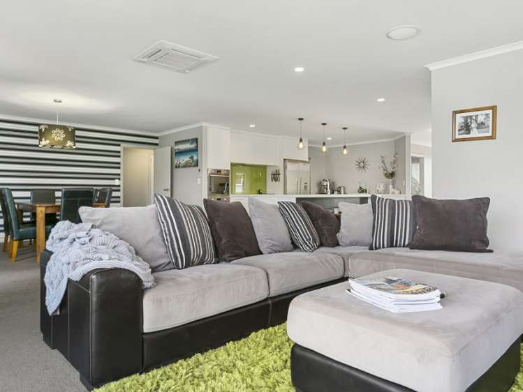 42 West Thompson Street Leamington_5