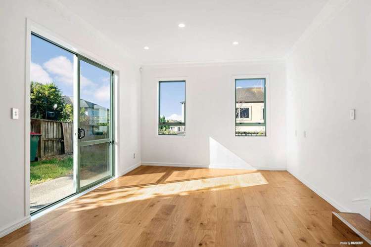 46 Joy Street Albany_29